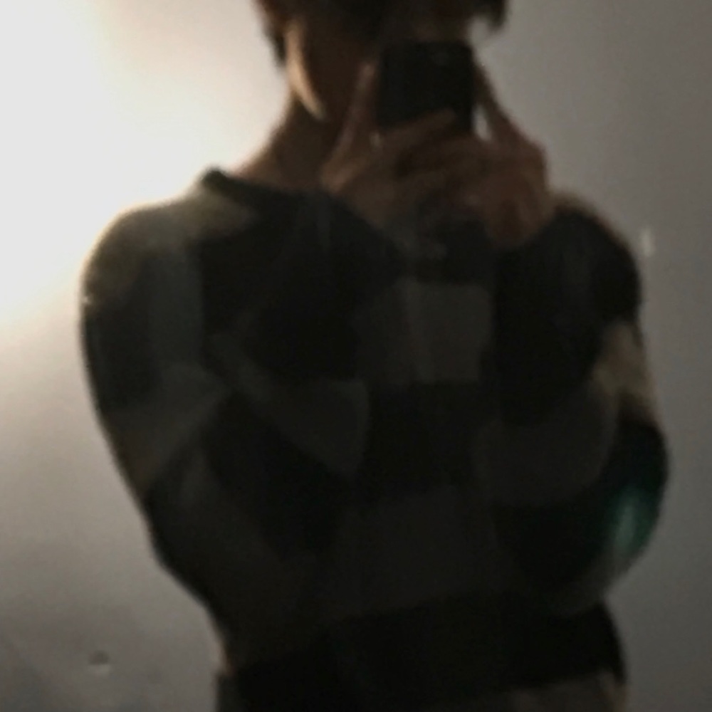 Meet your Posher, Adrian